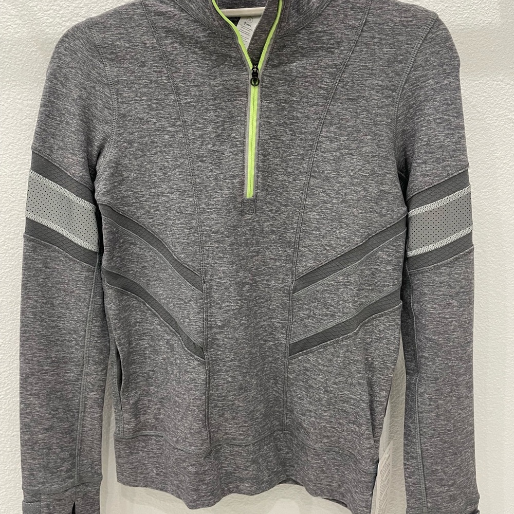 NWT! Ivivva Glow and Go Pullover Sweater - Gray - 12